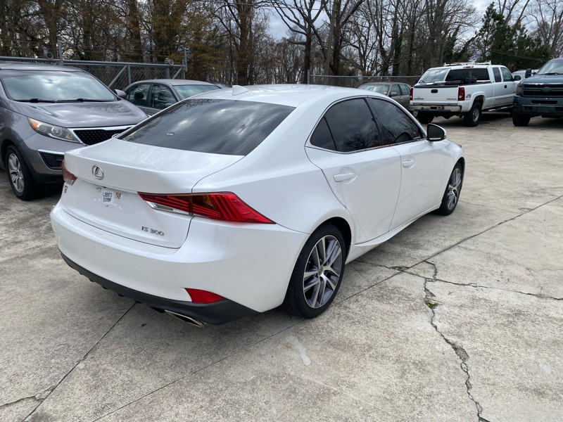 Lexus IS 300 RWD 2020