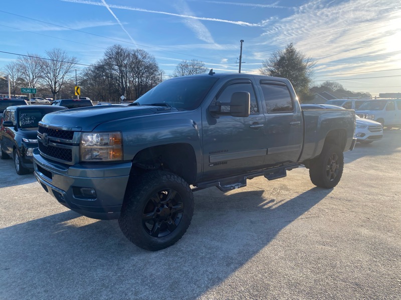 2012 Chevrolet Silverado 2500HD LTZ Crew Cab 4WD