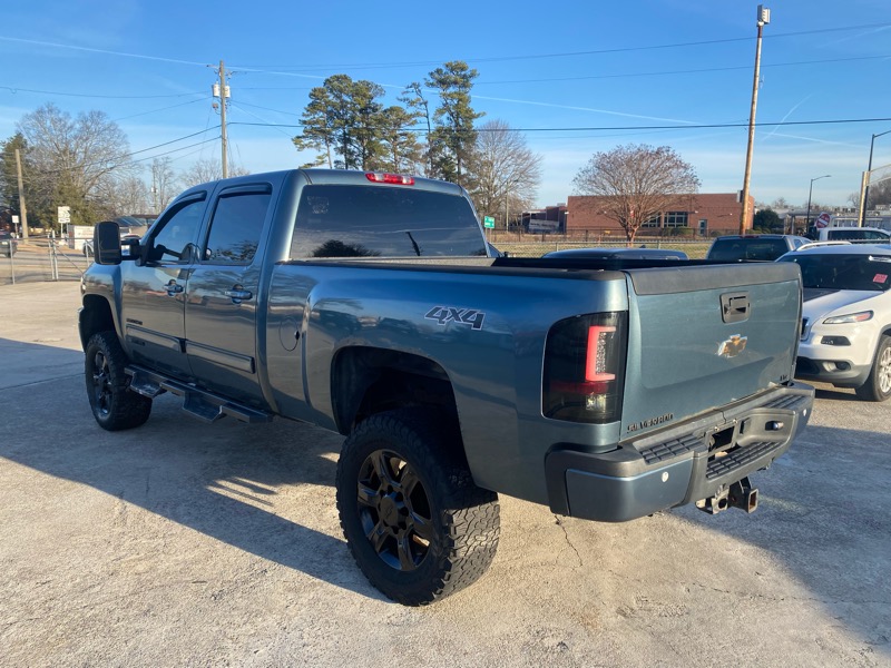 Chevrolet Silverado 2500HD LTZ Crew Cab 4WD 2012