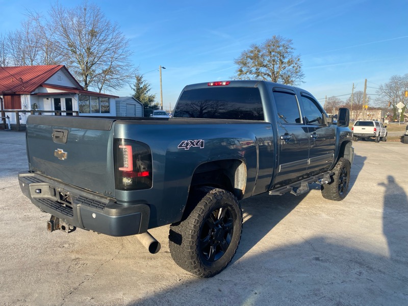 Chevrolet Silverado 2500HD LTZ Crew Cab 4WD 2012