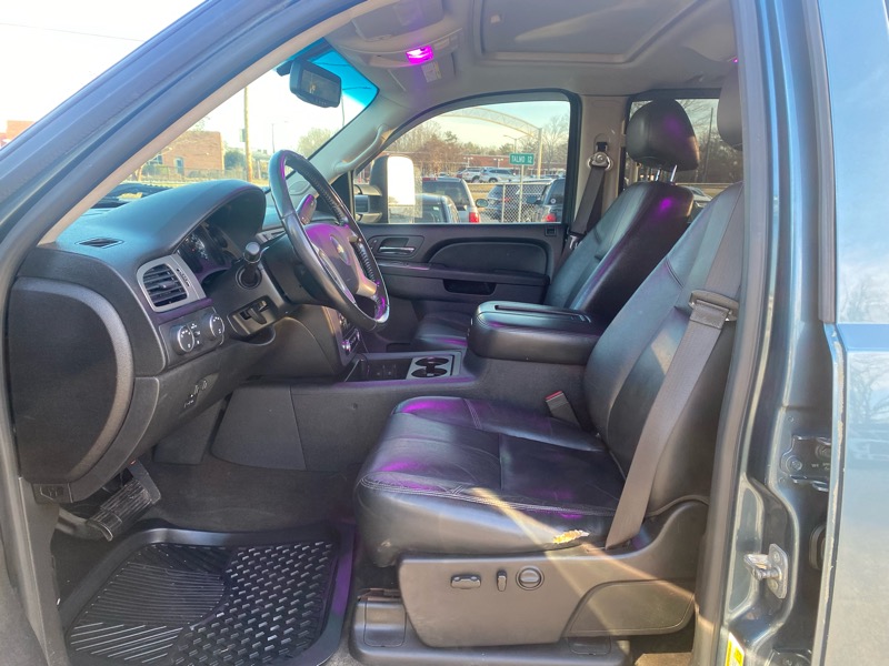 Chevrolet Silverado 2500HD LTZ Crew Cab 4WD 2012