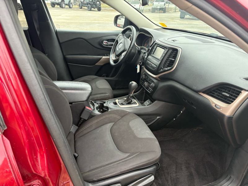 Jeep Cherokee Latitude FWD 2017