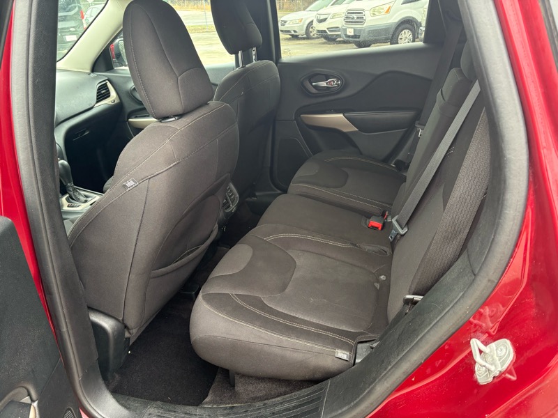 Jeep Cherokee Latitude FWD 2017