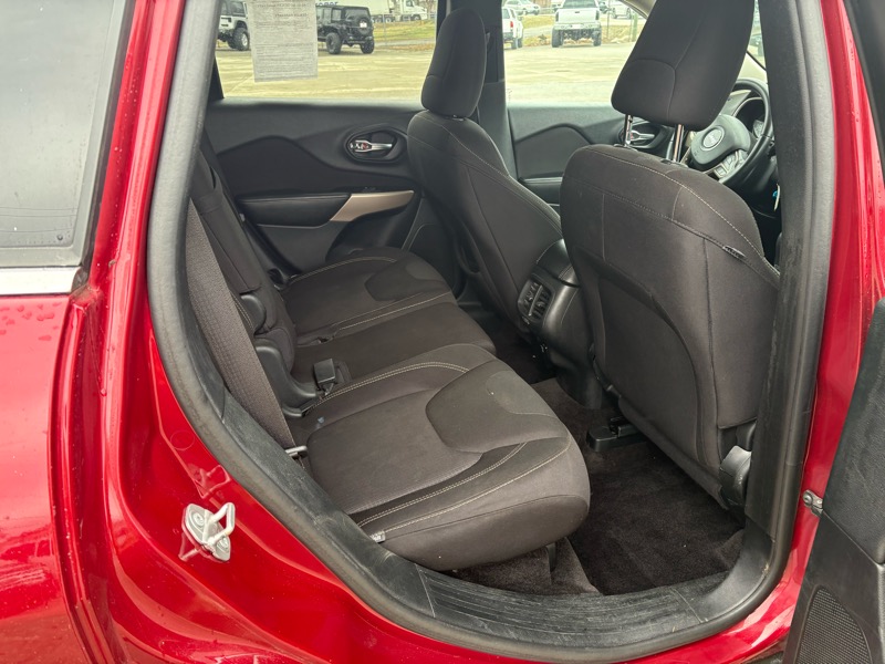 Jeep Cherokee Latitude FWD 2017