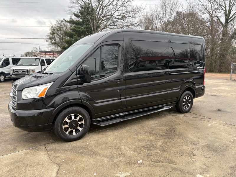 2015 Ford Transit 250 Van Med. Roof w/Sliding Pass. 148-in. WB