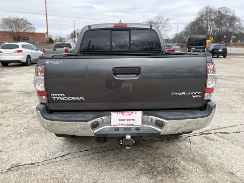 Toyota Tacoma PreRunner Double Cab V6 5AT 2WD 2015