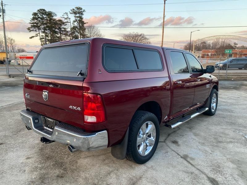 RAM 1500 SLT Crew Cab SWB 4WD 2016