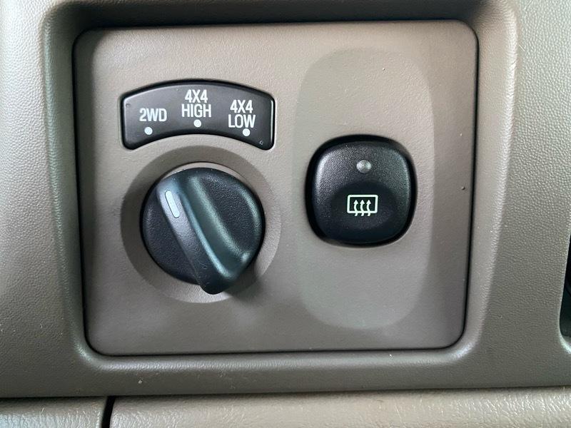 Ford Excursion XLT 5.4L 4WD 2004