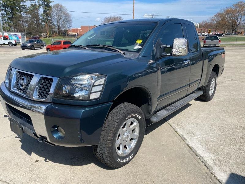 Nissan Titan XE King Cab 4WD 2005