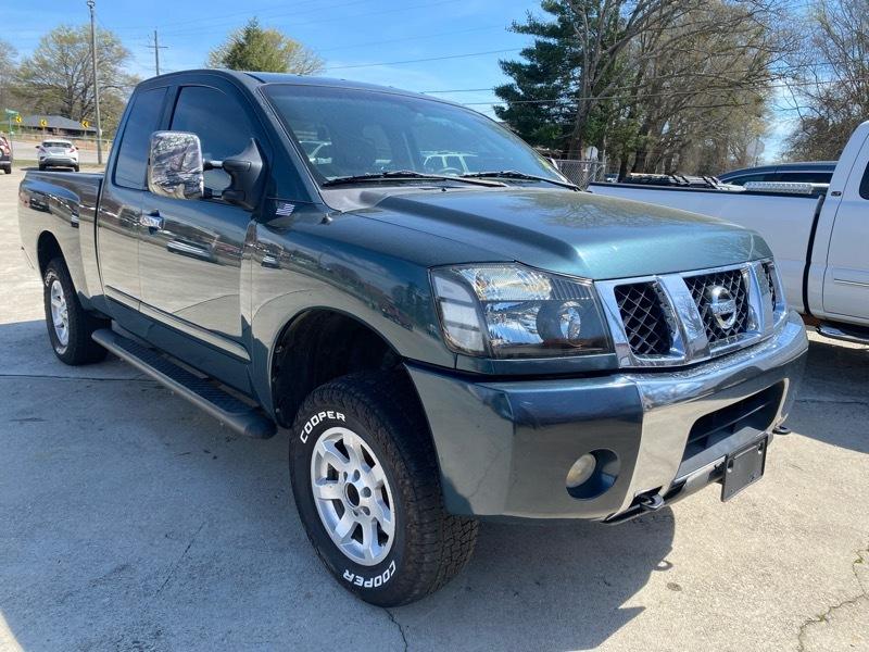 Nissan Titan XE King Cab 4WD 2005