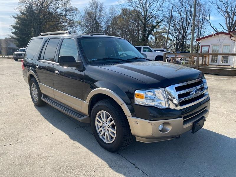Ford Expedition XLT 2011