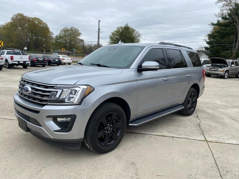 Ford Expedition XLT 2021