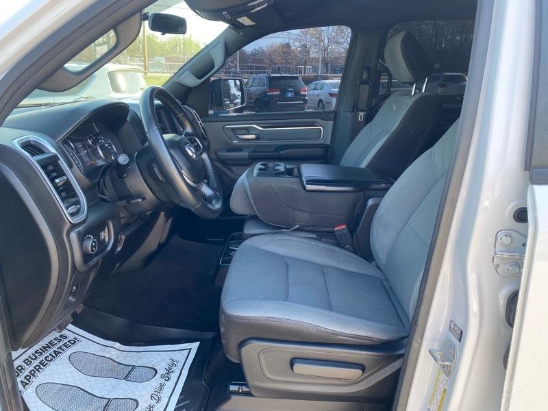 RAM 1500 Big Horn Crew Cab SWB 4WD 2021