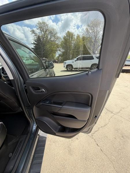 GMC Canyon SLT Crew Cab 4WD Short Box 2015