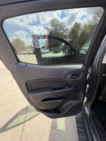 GMC Canyon SLT Crew Cab 4WD Short Box 2015