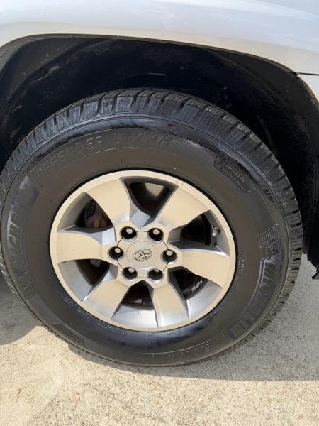 Toyota 4Runner SR5 2WD 2012