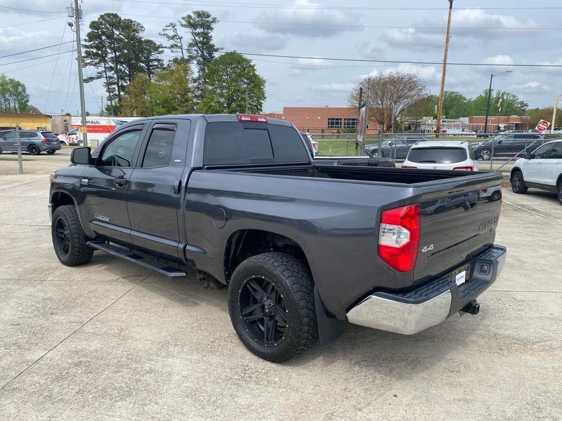 Toyota Tundra SR5 5.7L V8 FFV Double Cab 4WD 2019