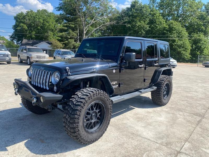 2017 Jeep Wrangler Unlimited Sahara 4WD