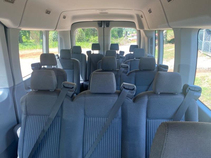 Ford Transit 350 Wagon Med. Roof XLT w/Sliding Pass. 148-in. WB 2018