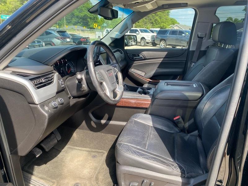 GMC Yukon SLT 4WD 2017