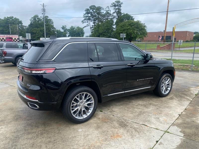 Jeep Grand Cherokee Summit 2023