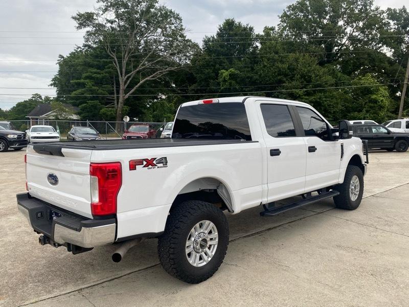 Ford F-250 SD XLT Crew Cab 4WD 2019