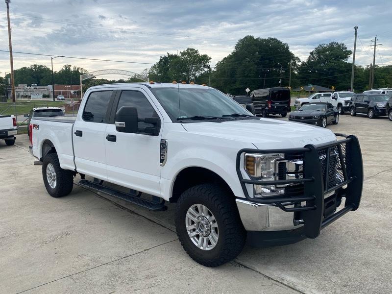Ford F-250 SD XLT Crew Cab 4WD 2019