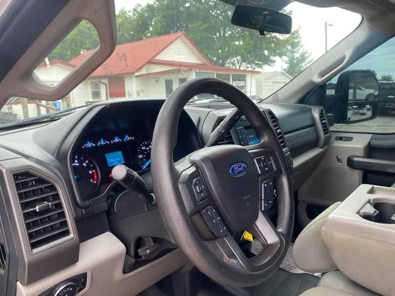 Ford F-250 SD XLT Crew Cab 4WD 2019