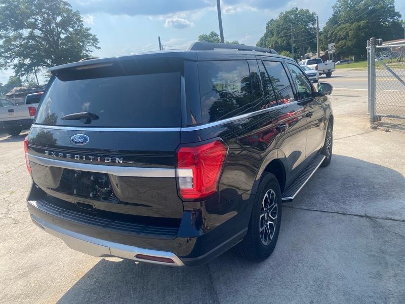 Ford Expedition XLT 4WD 2022