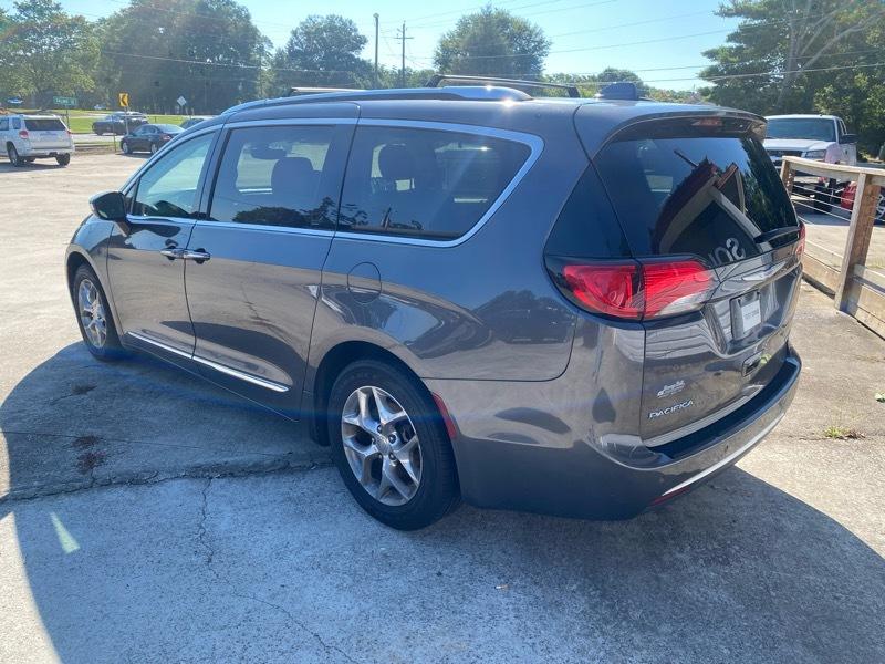 Chrysler Pacifica Limited 2019