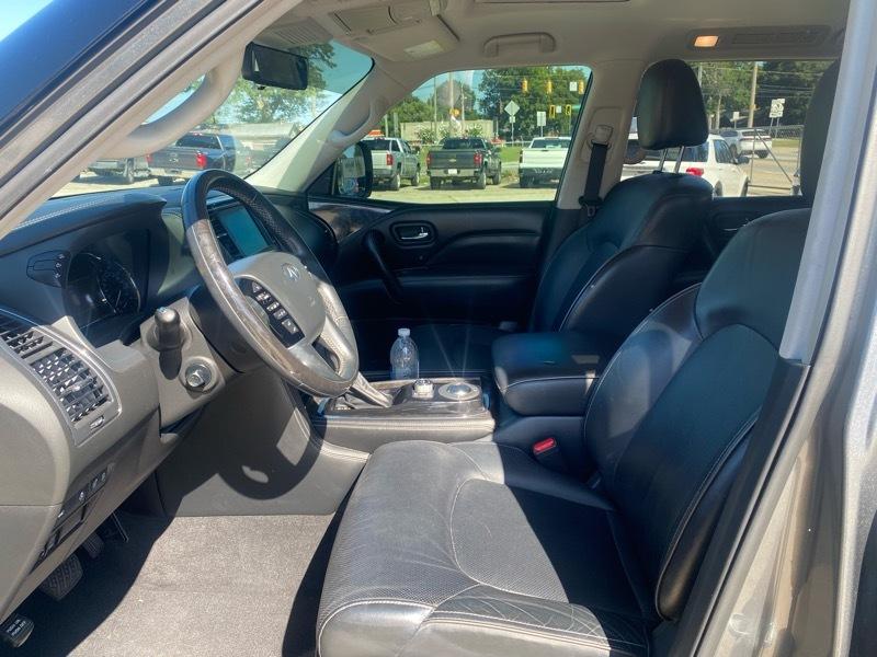 Infiniti QX80 LUXE 2020