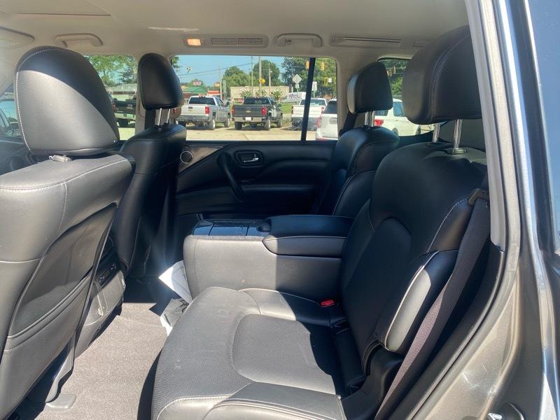 Infiniti QX80 LUXE 2020