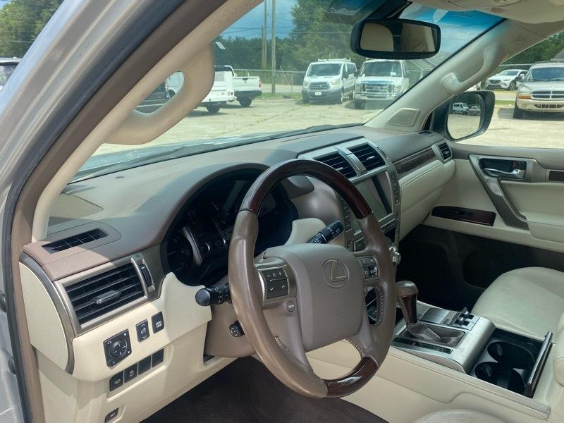 Lexus GX 460 Base 2019