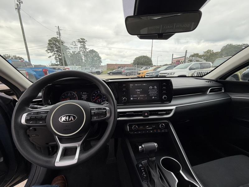 Kia K5 LXS 2021