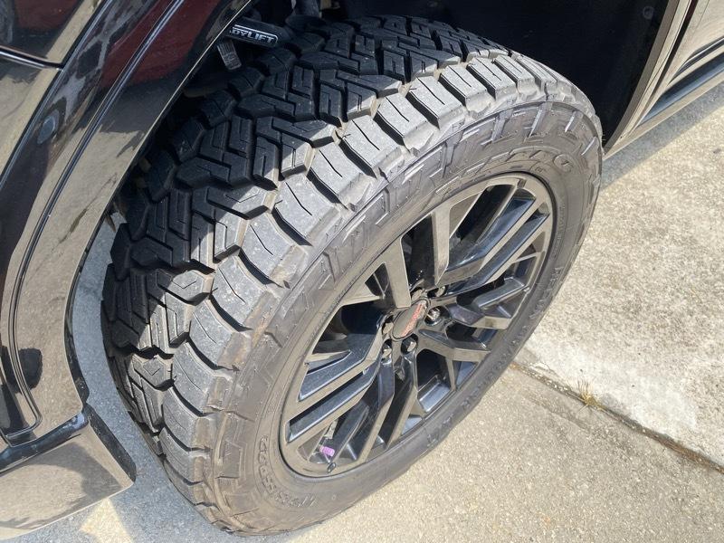 GMC Sierra 1500 Denali Crew Cab 4WD 2021