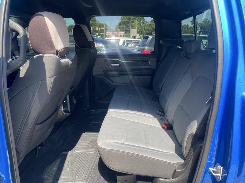 RAM 1500 Big Horn Crew Cab SWB 2WD 2021