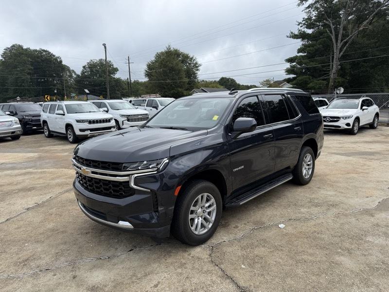 Chevrolet Tahoe photo 2