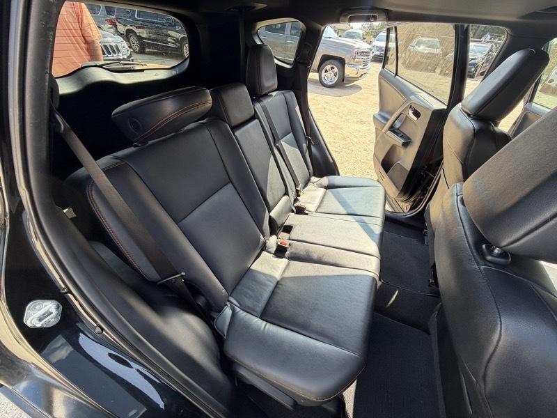 Toyota RAV4 SE FWD 2016