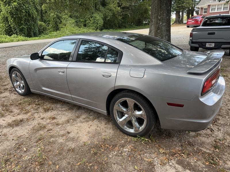 Dodge Charger SE 2013