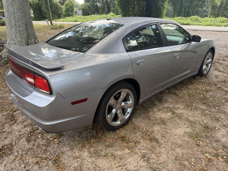 Dodge Charger SE 2013