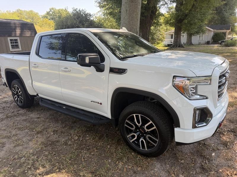 GMC Sierra 1500 AT4 Crew Cab Short Box 4WD 2021