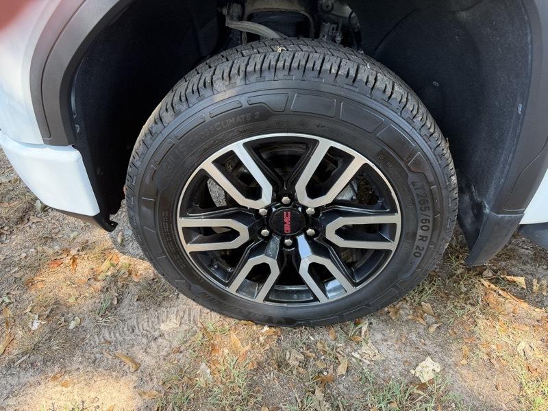 GMC Sierra 1500 AT4 Crew Cab Short Box 4WD 2021