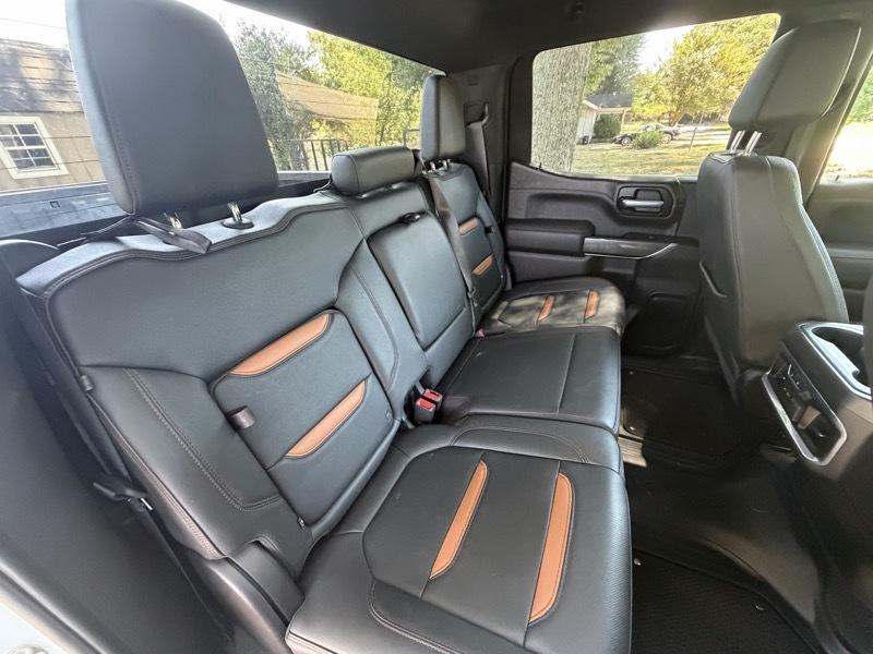 GMC Sierra 1500 AT4 Crew Cab Short Box 4WD 2021