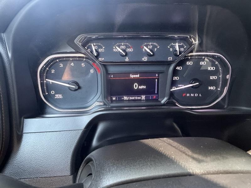 GMC Sierra 1500 AT4 Crew Cab Short Box 4WD 2021
