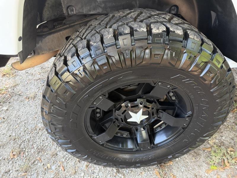 Jeep Wrangler Unlimited Sahara 4WD 2011