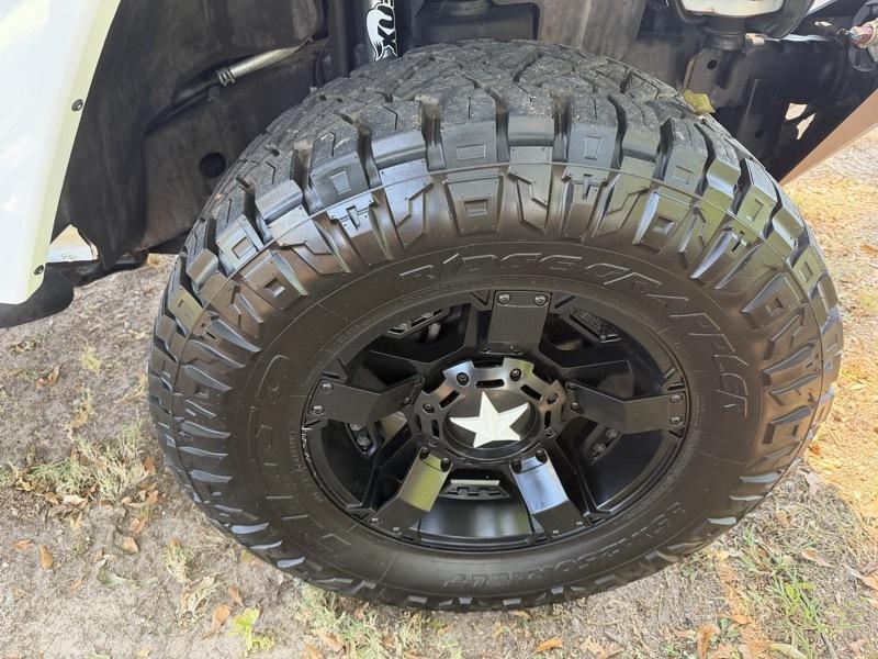 Jeep Wrangler Unlimited Sahara 4WD 2011