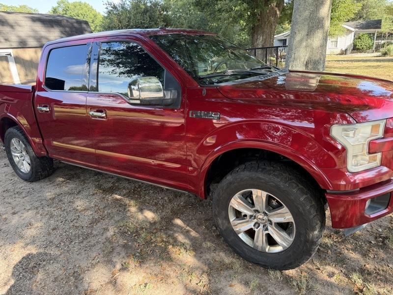 Ford F-150 Lariat SuperCrew 5.5-ft. Bed 4WD 2016