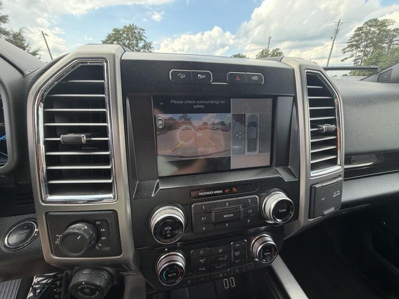 Ford F-150 Platinum 4WD SuperCrew 5.5' Box 2016