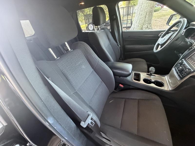 Jeep Grand Cherokee Laredo 2WD 2014