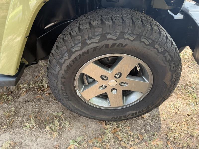 Jeep Wrangler Unlimited Sport 4WD 2013